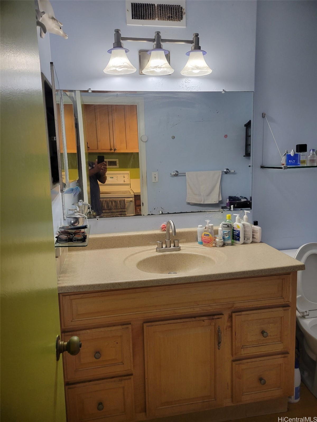1720 Ala Moana Boulevard 504a Property Photo 5