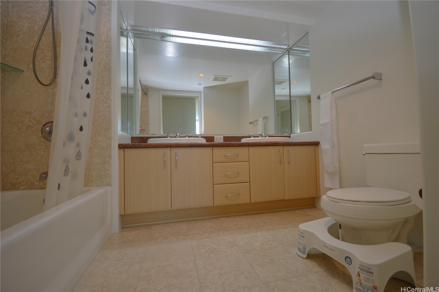 88 Piikoi Street 1605 Property Photo 18