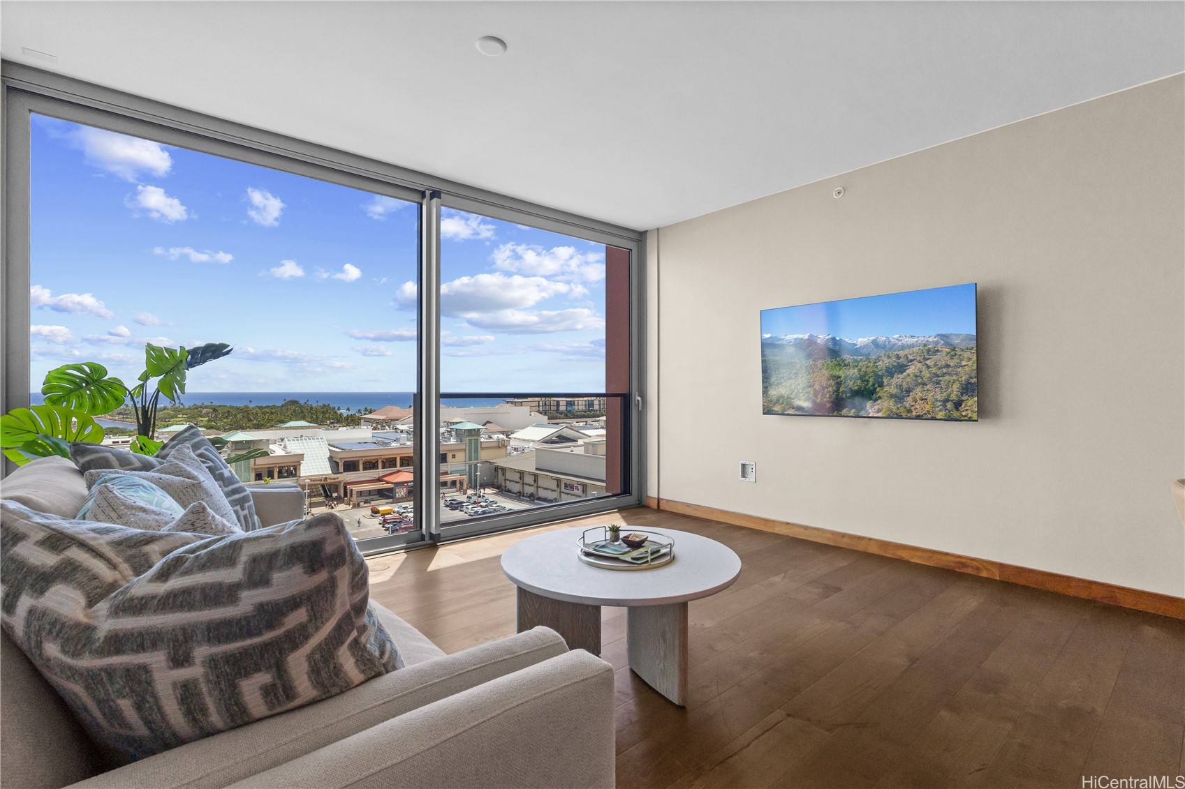 1555 Kapiolani Boulevard 1105 Property Photo 6
