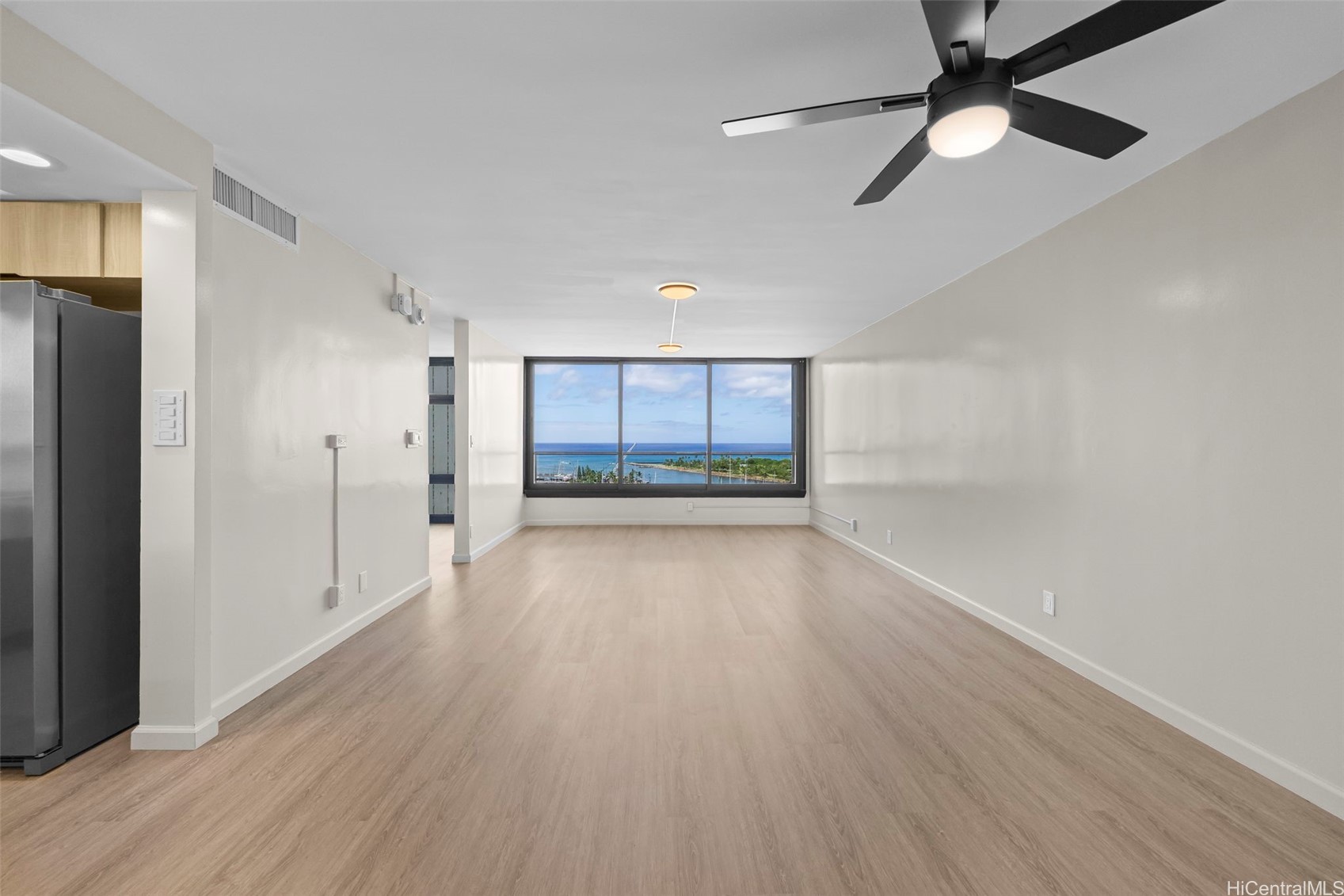 1600 Ala Moana Boulevard 1708 Property Photo 5