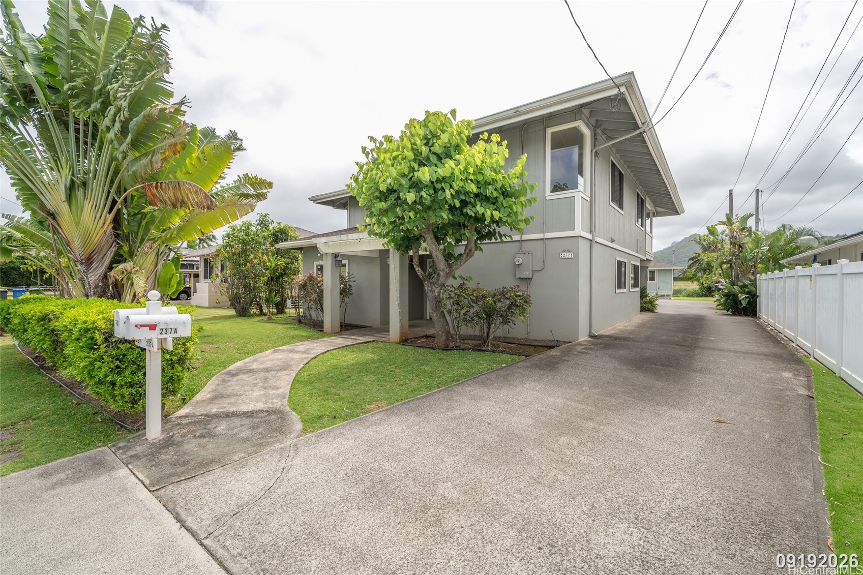 237 Kihapai Street Property Photo 1