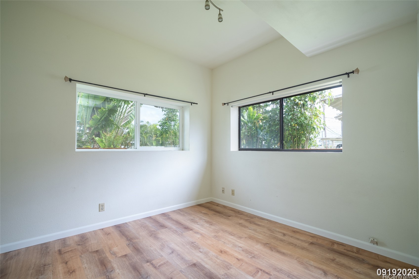 237 Kihapai Street Property Photo 6