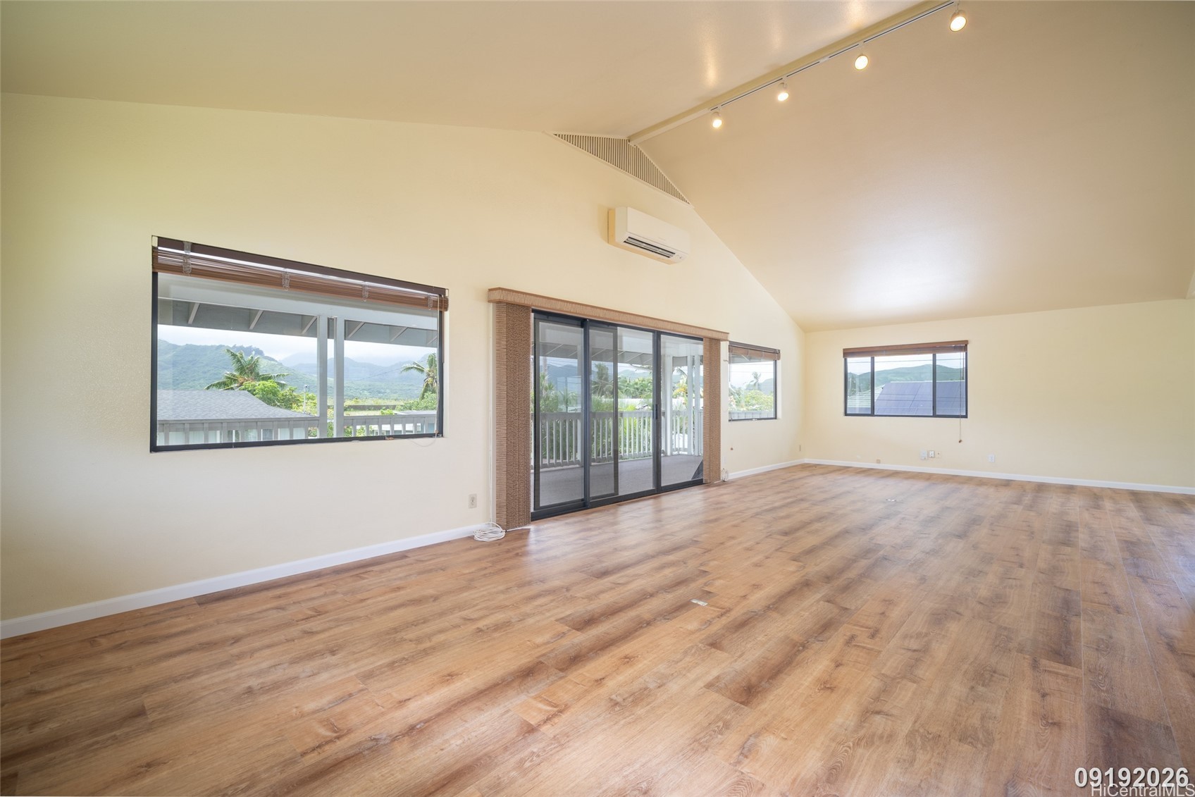 237 Kihapai Street Property Photo 20