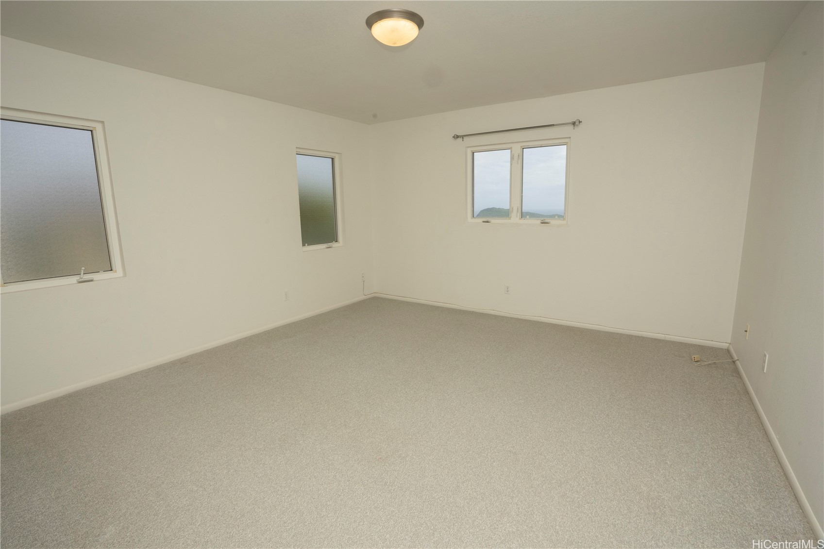 1071 Hoa Street Property Photo 11