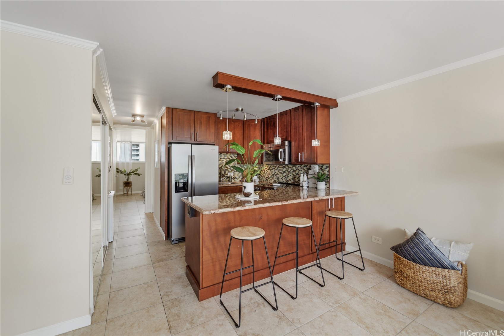 2611 Ala Wai Boulevard 902 Property Photo 6