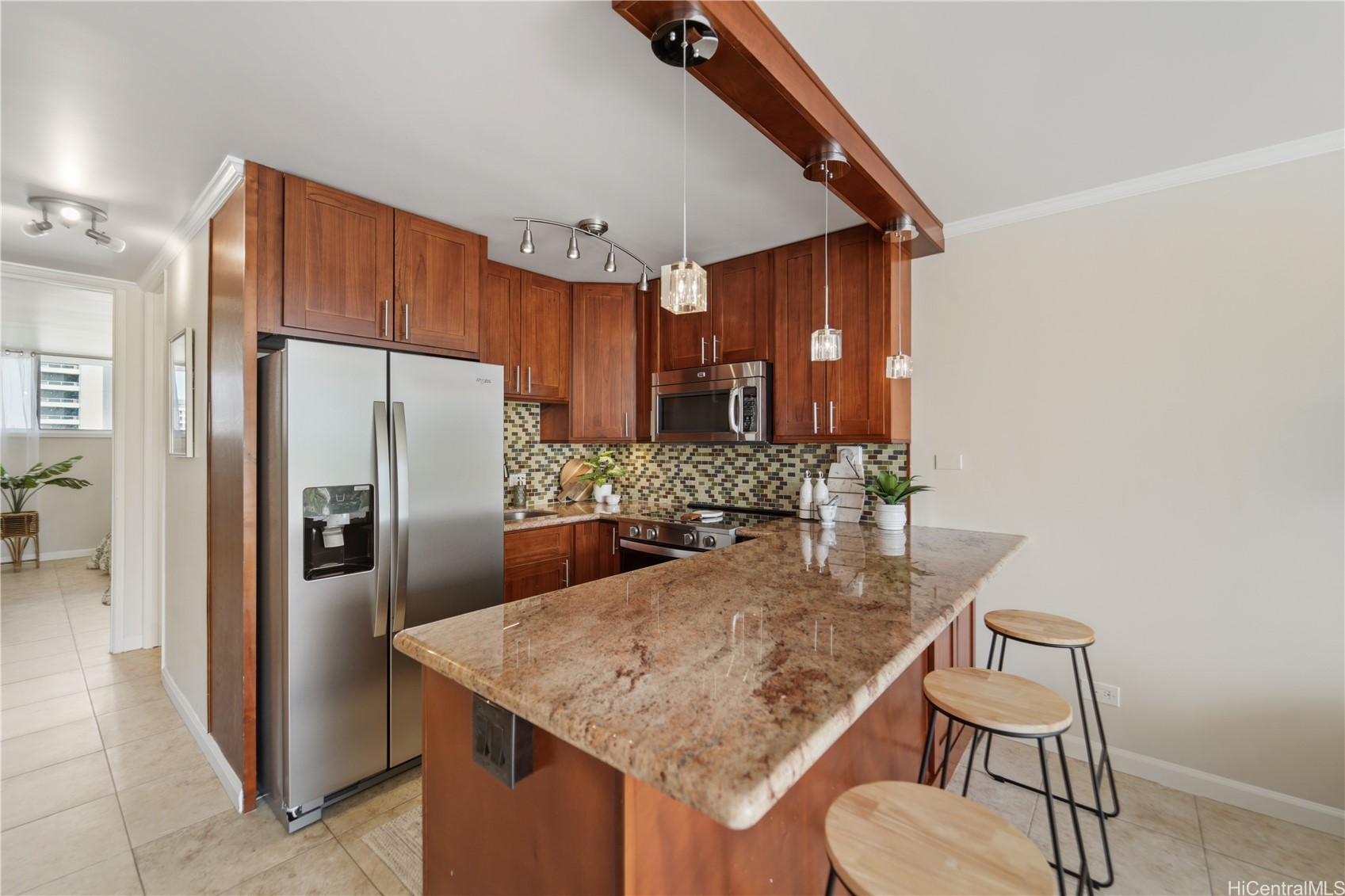 2611 Ala Wai Boulevard 902 Property Photo 8