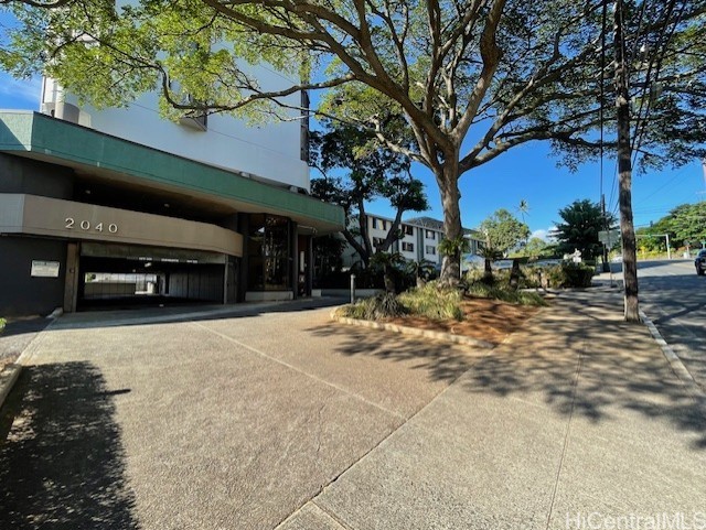 2040 Nuuanu Avenue 805 Property Photo 2