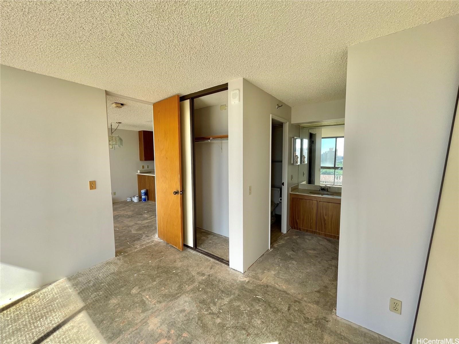 2040 Nuuanu Avenue 805 Property Photo 13