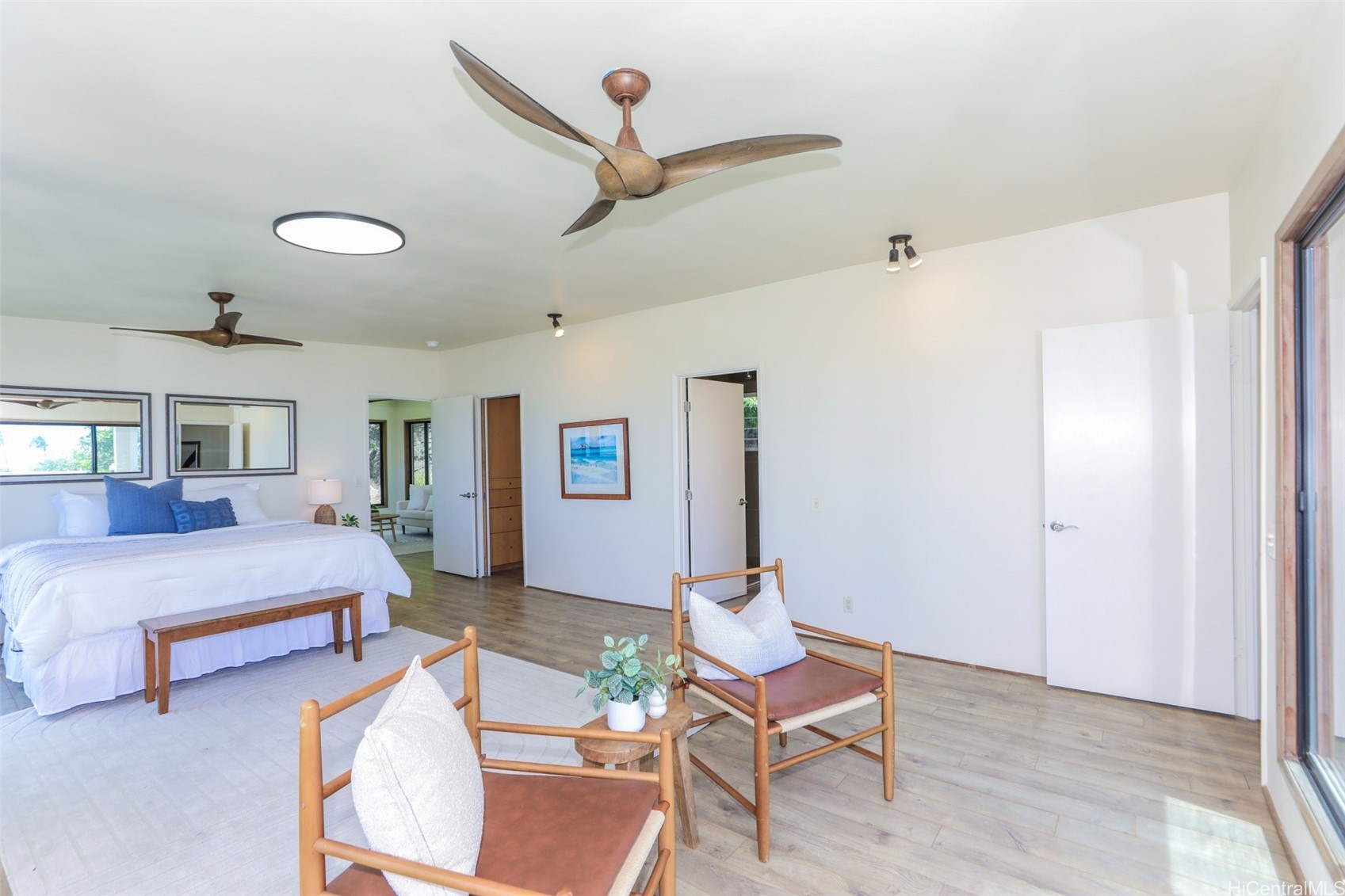 3200 Diamond Head Road Property Photo 11