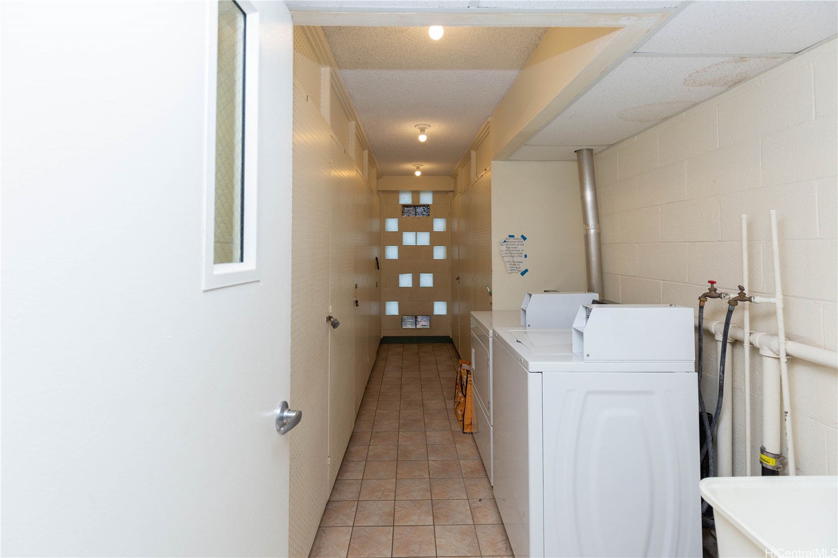509 University Avenue 703 Property Photo 15