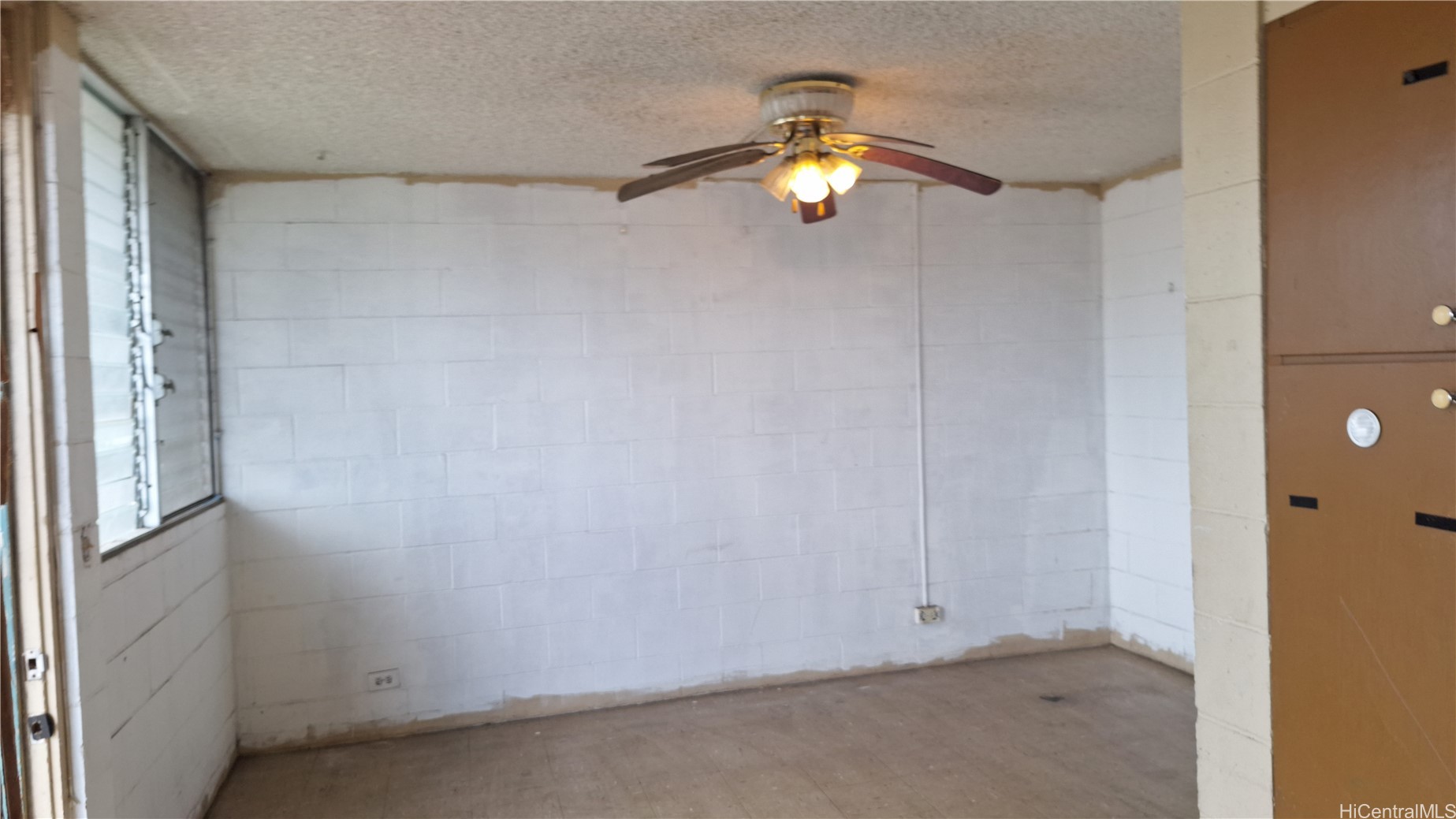 1514 Dillingham Boulevard 305 Property Photo 4