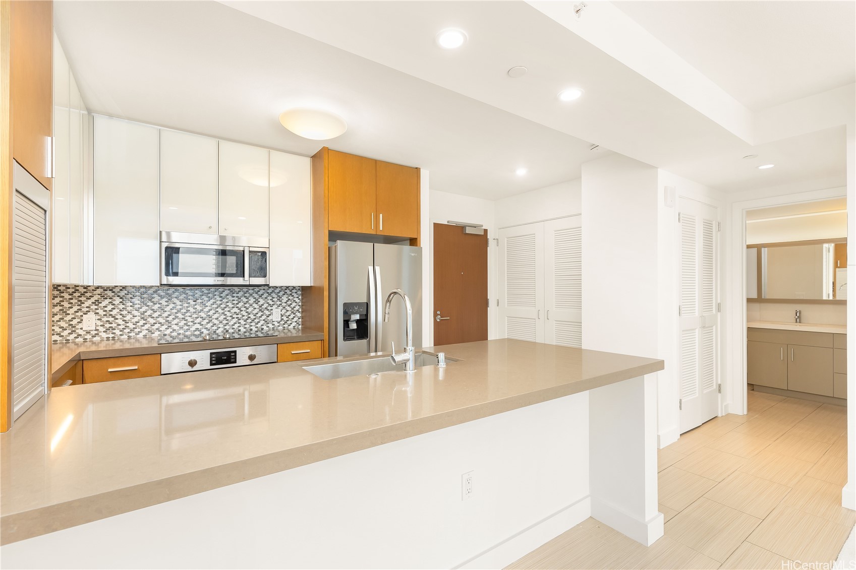 600 Ala Moana Boulevard 2303 Property Photo 4