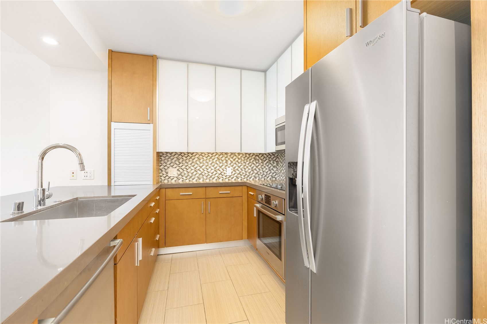 600 Ala Moana Boulevard 2303 Property Photo 6