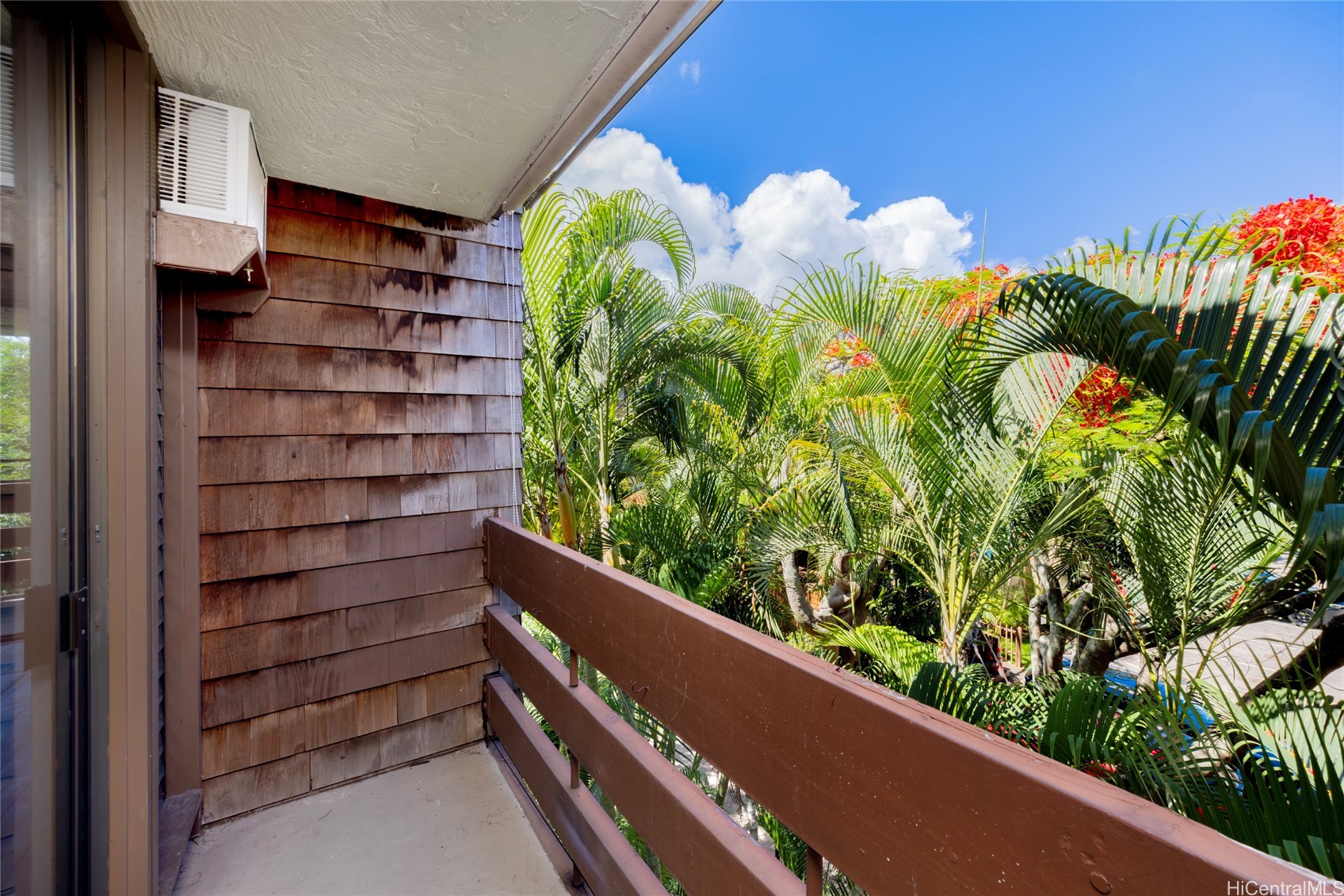 1015 Aoloa Place 313 Property Photo 7