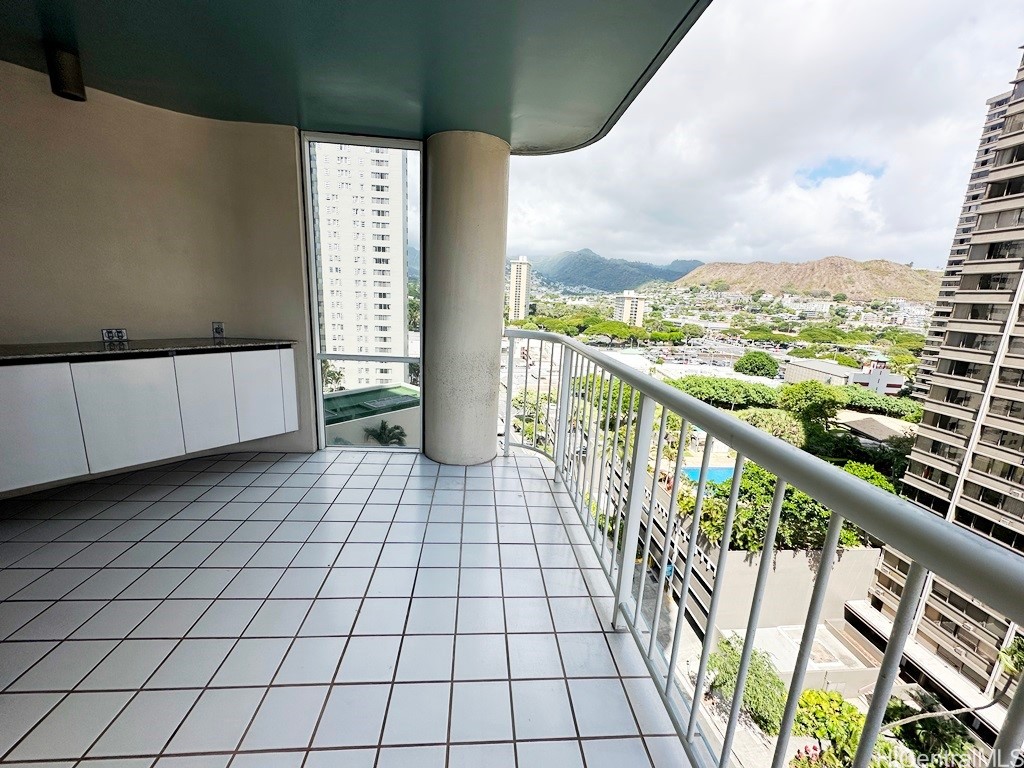 1212 Nuuanu Avenue 1401 Property Photo 7