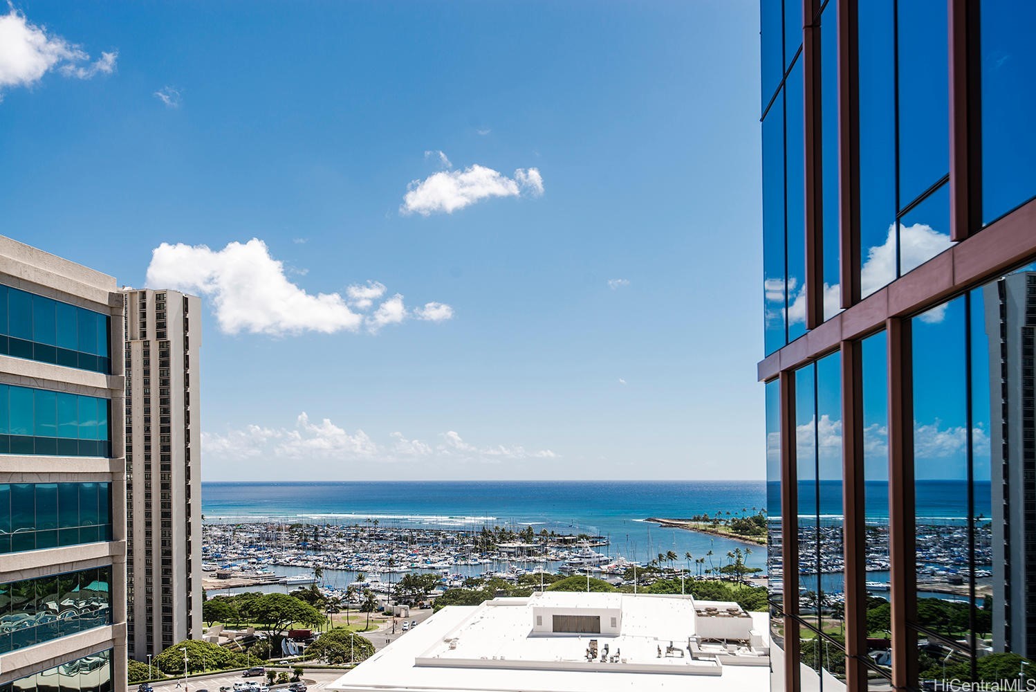 1555 Kapiolani Boulevard 1610 Property Photo 7