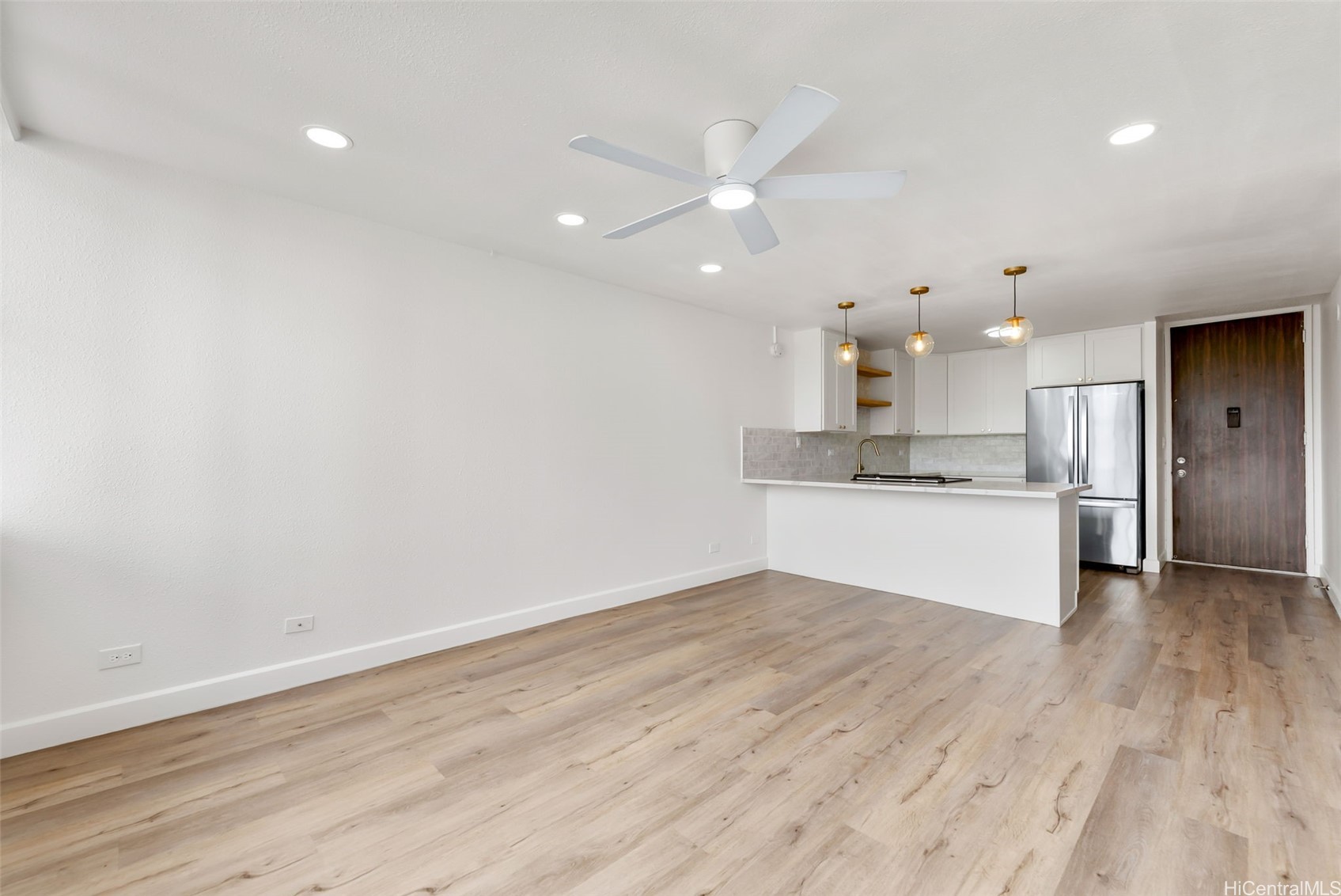 5210 Likini Street 706 Property Photo 5