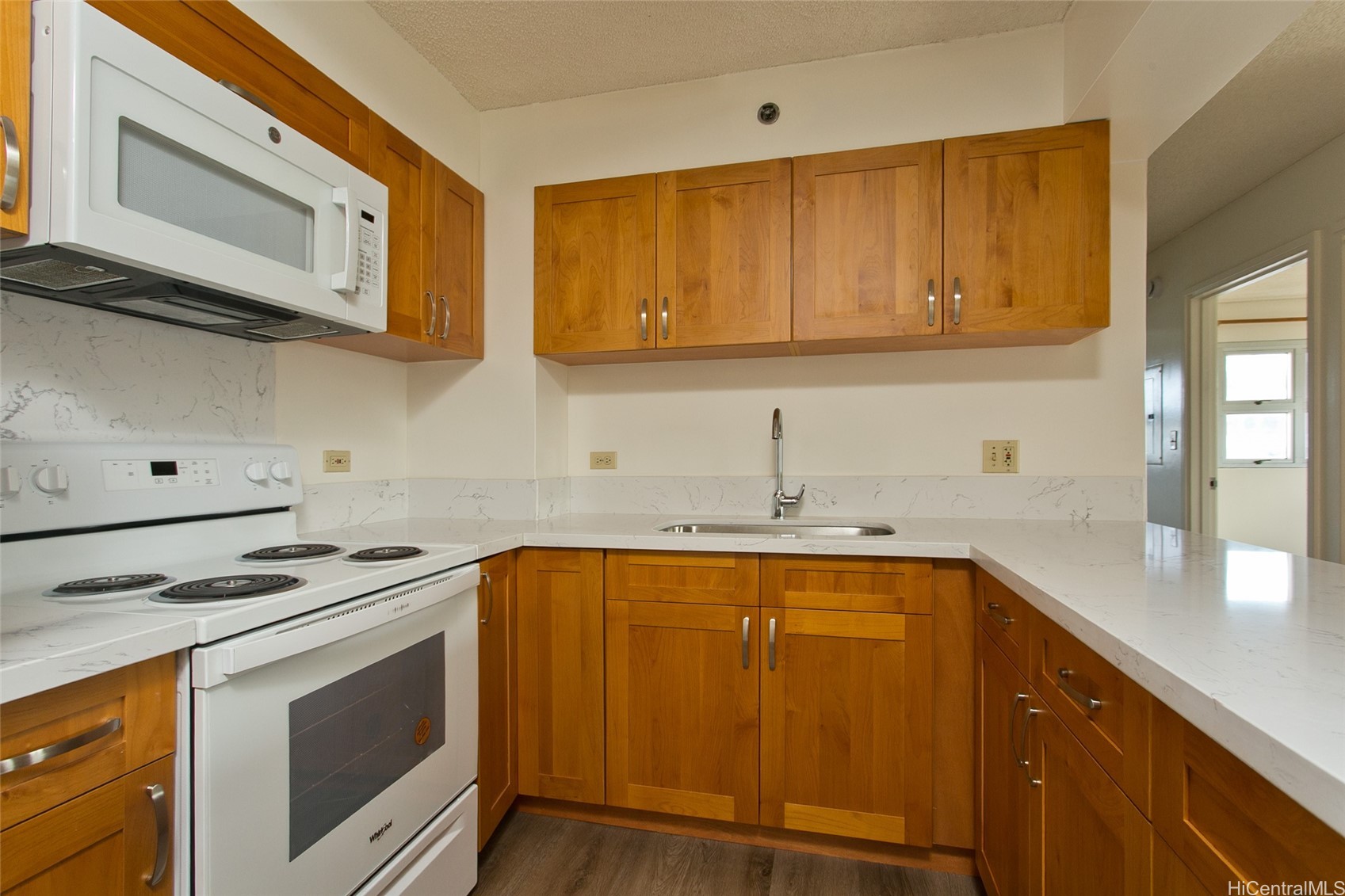 802 Punahou Street 706 Property Photo 2