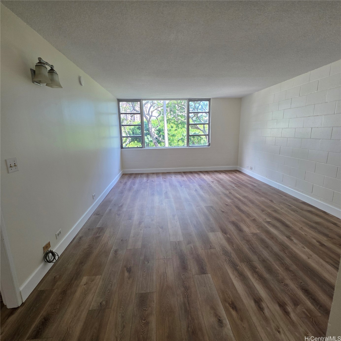 98-1042 Moanalua Road 2-204 Property Photo 6