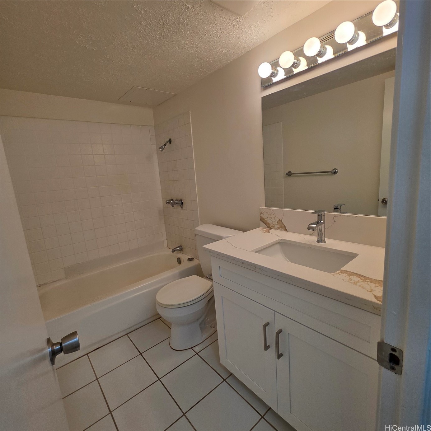 98-1042 Moanalua Road 2-204 Property Photo 9