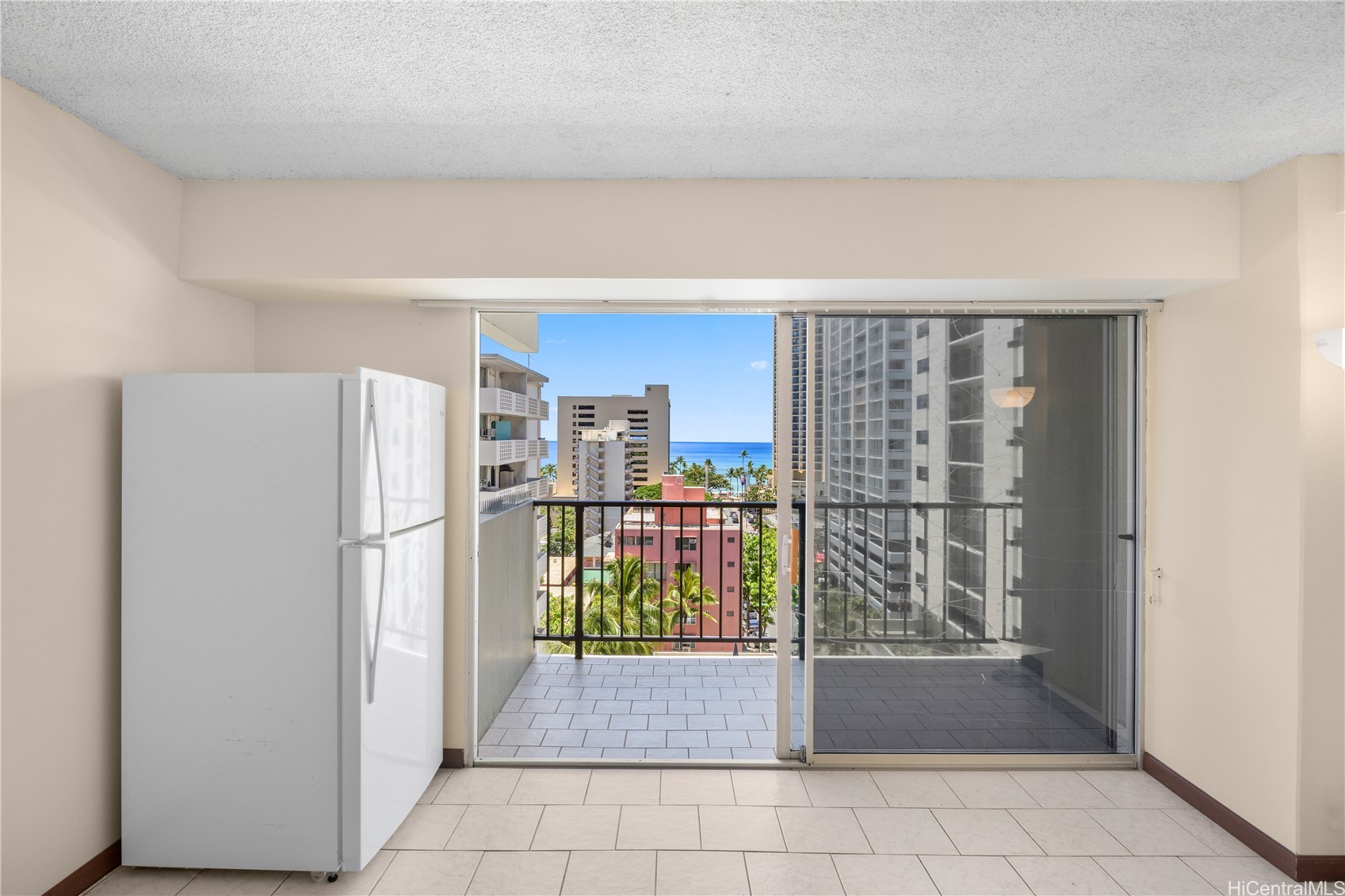 2440 Kuhio Avenue 907 Property Photo 5