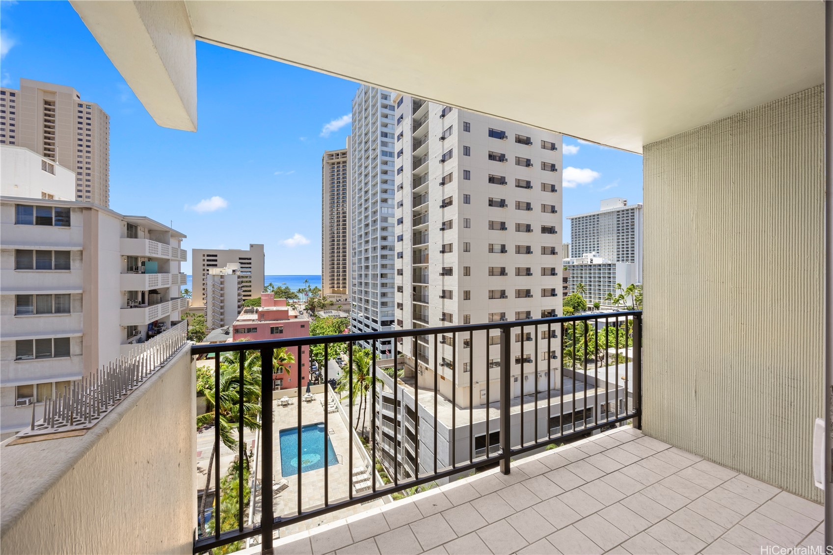 2440 Kuhio Avenue 907 Property Photo 17