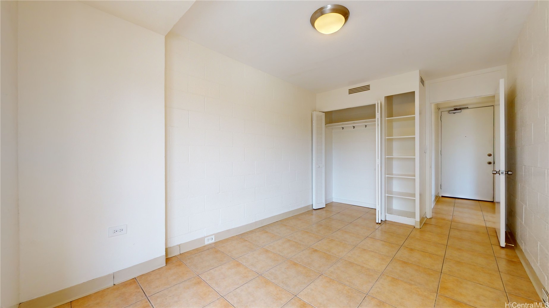 445 Kaiolu Street 311 Property Photo 8