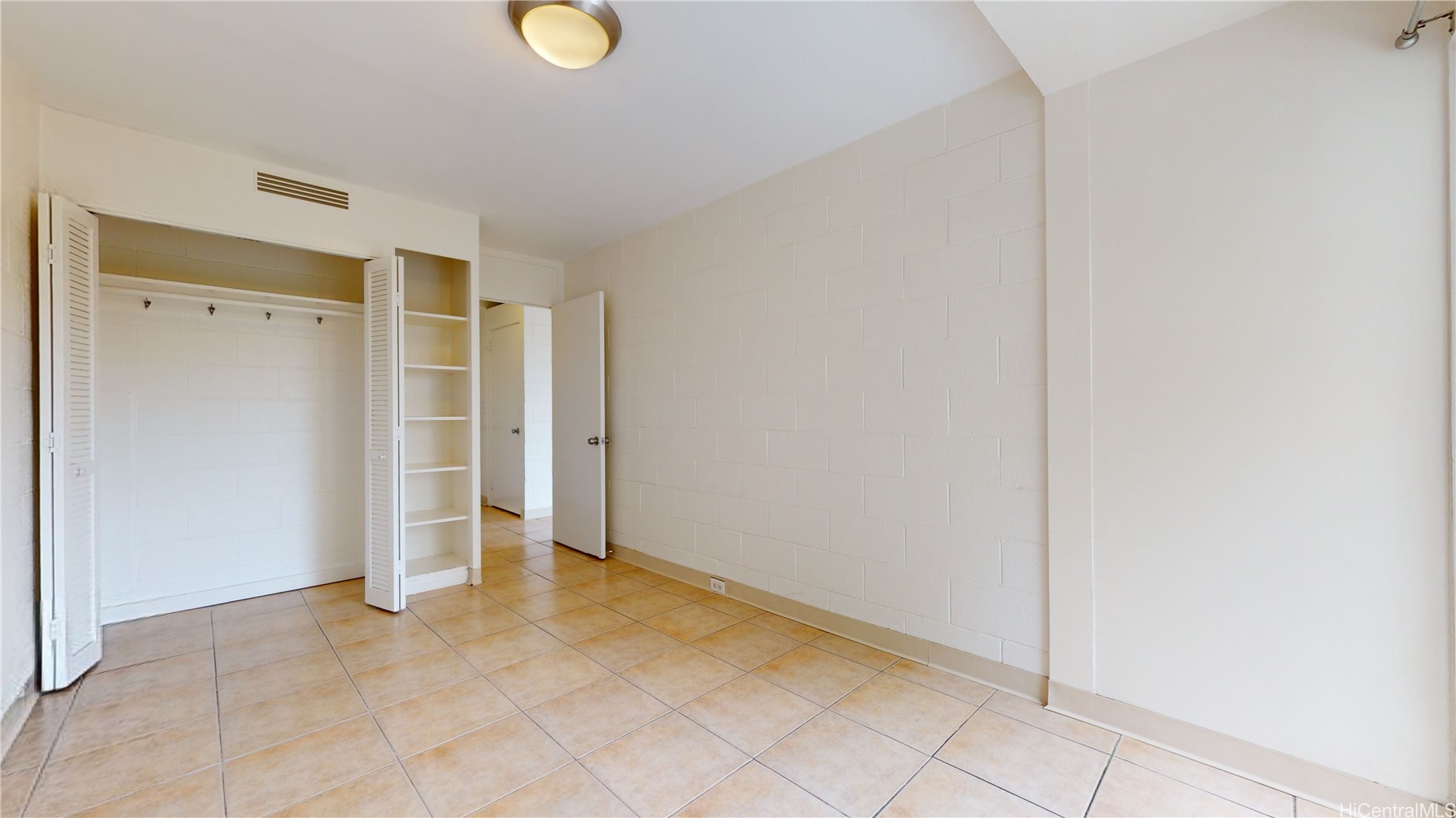 445 Kaiolu Street 311 Property Photo 9