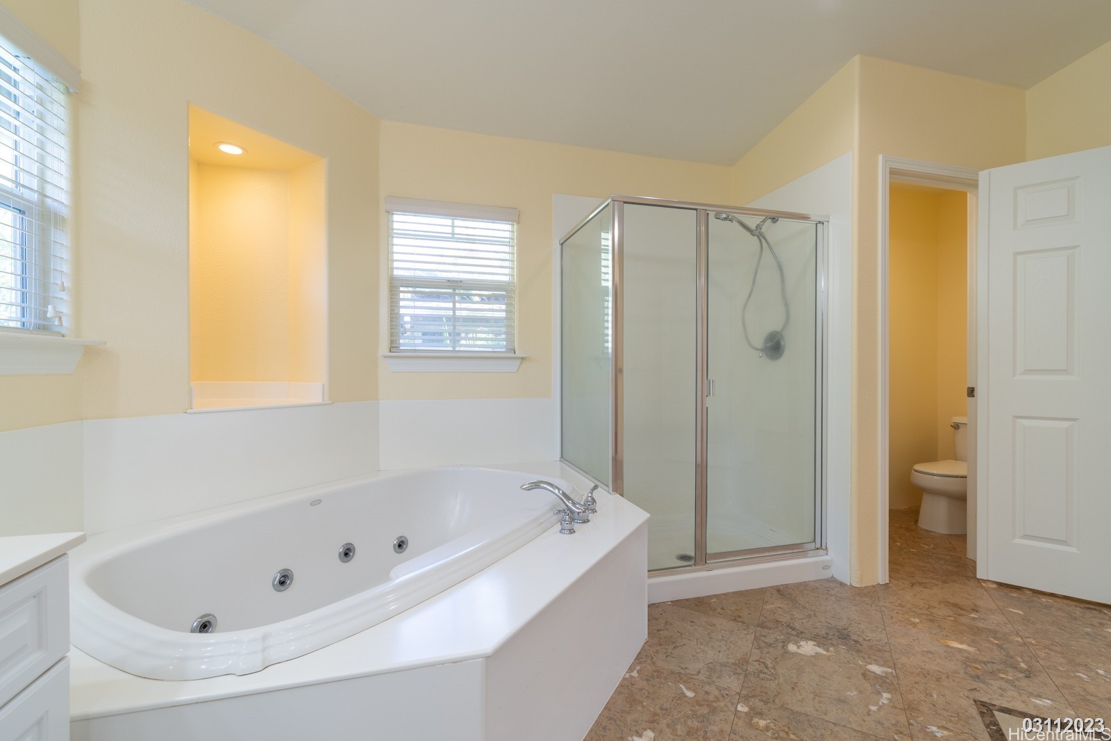 1018 Kaolo Street Property Photo 20