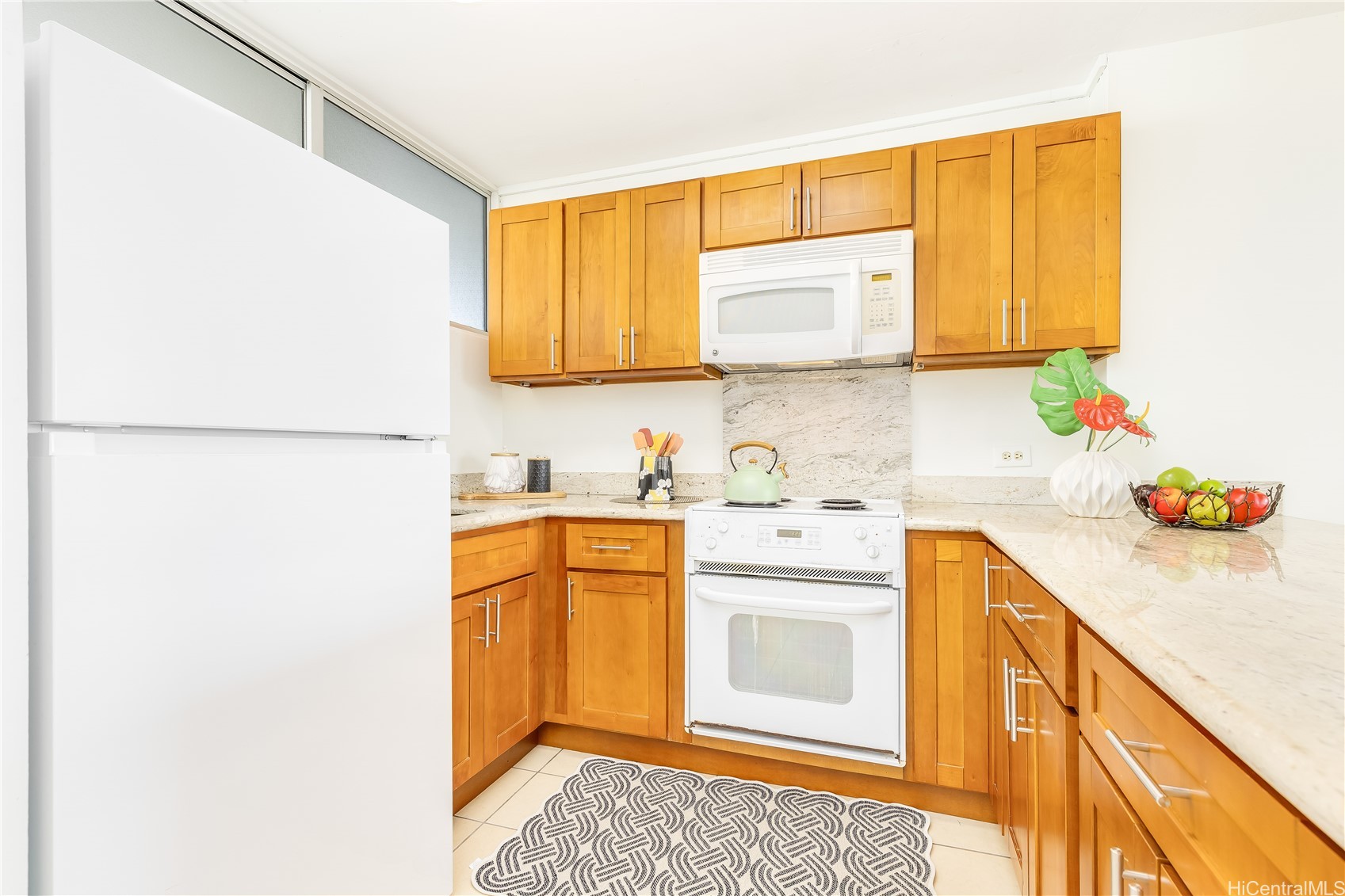 555 University Avenue 2606 Property Photo 7