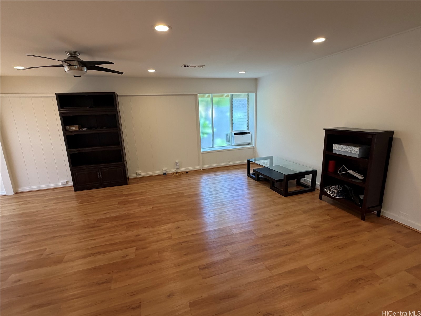 305 Halaki Street Property Photo 5