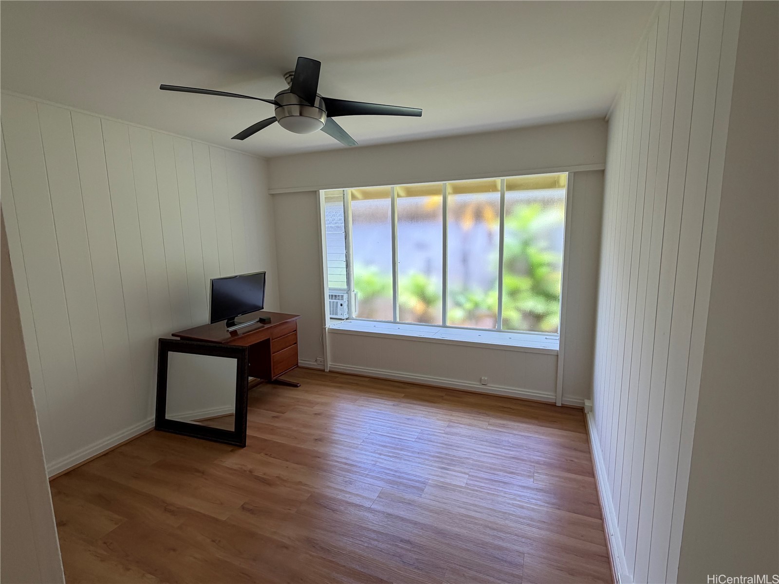 305 Halaki Street Property Photo 15