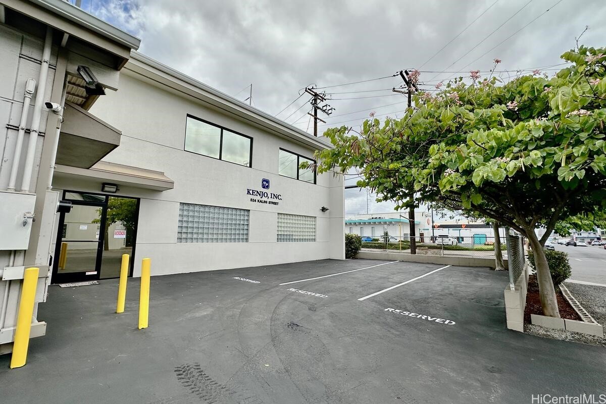 524 Kalihi Street Property Photo 4