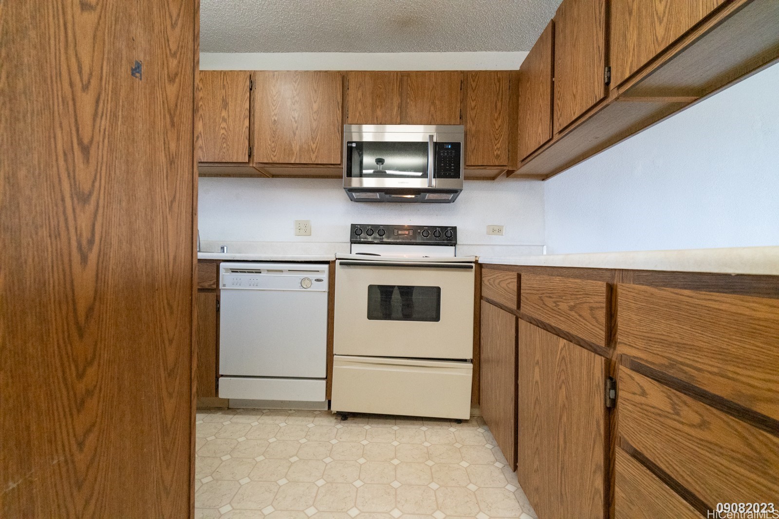 98-487 Koauka Loop B1808 Property Photo 13