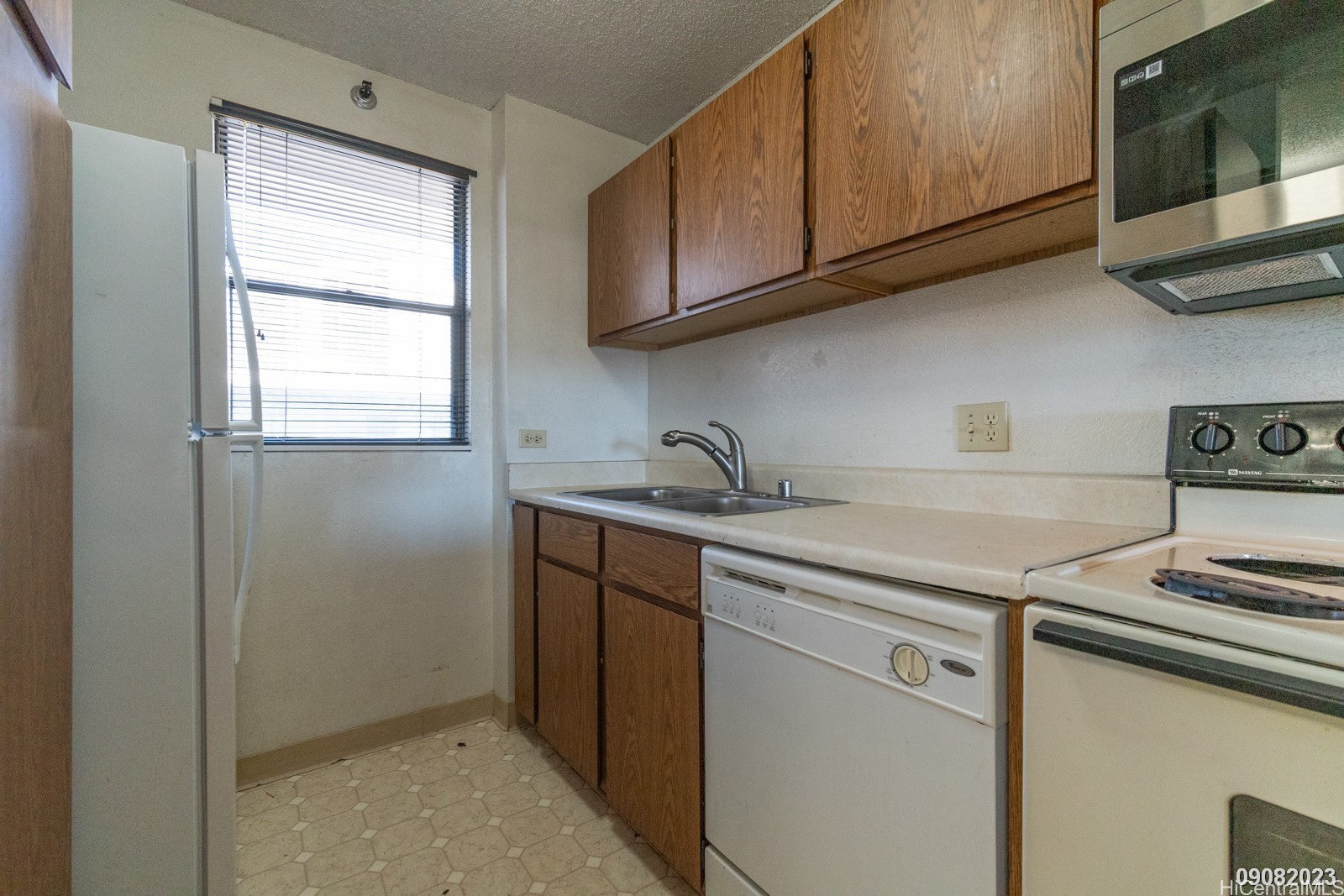 98-487 Koauka Loop B1808 Property Photo 14