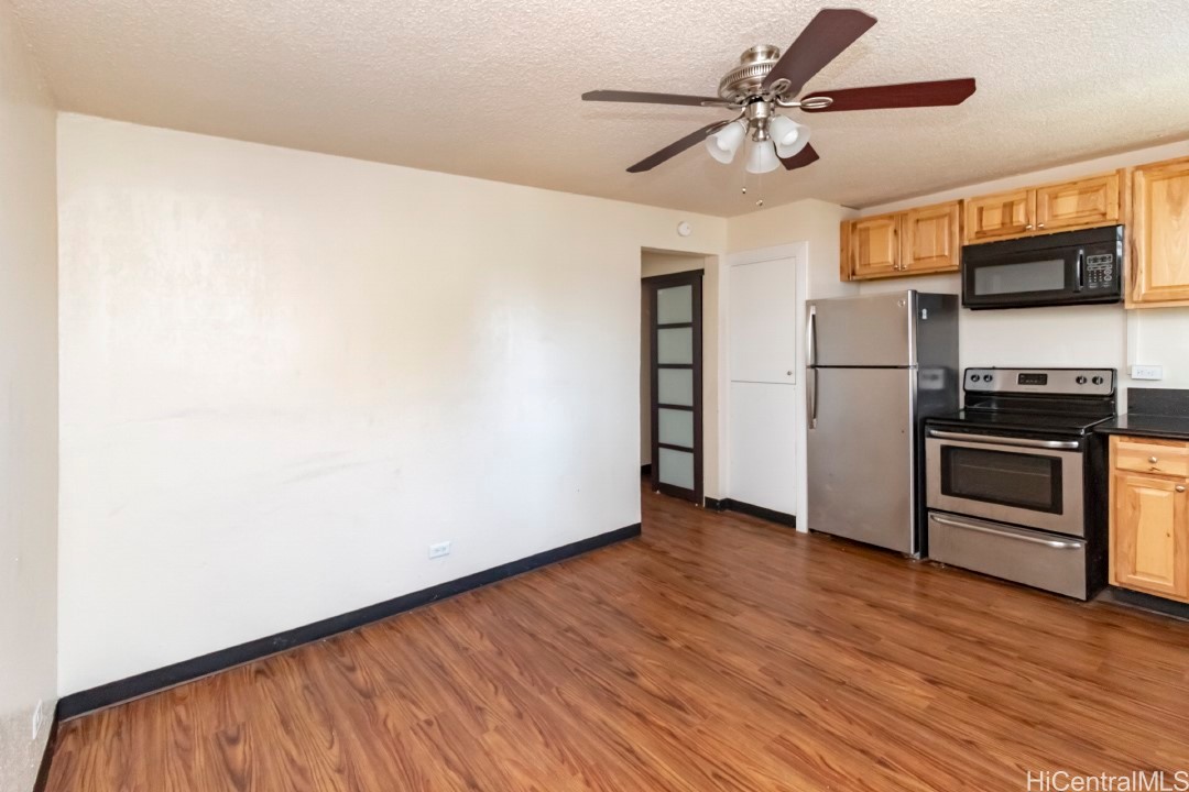 2503 Ala Wai Boulevard J Property Photo 2