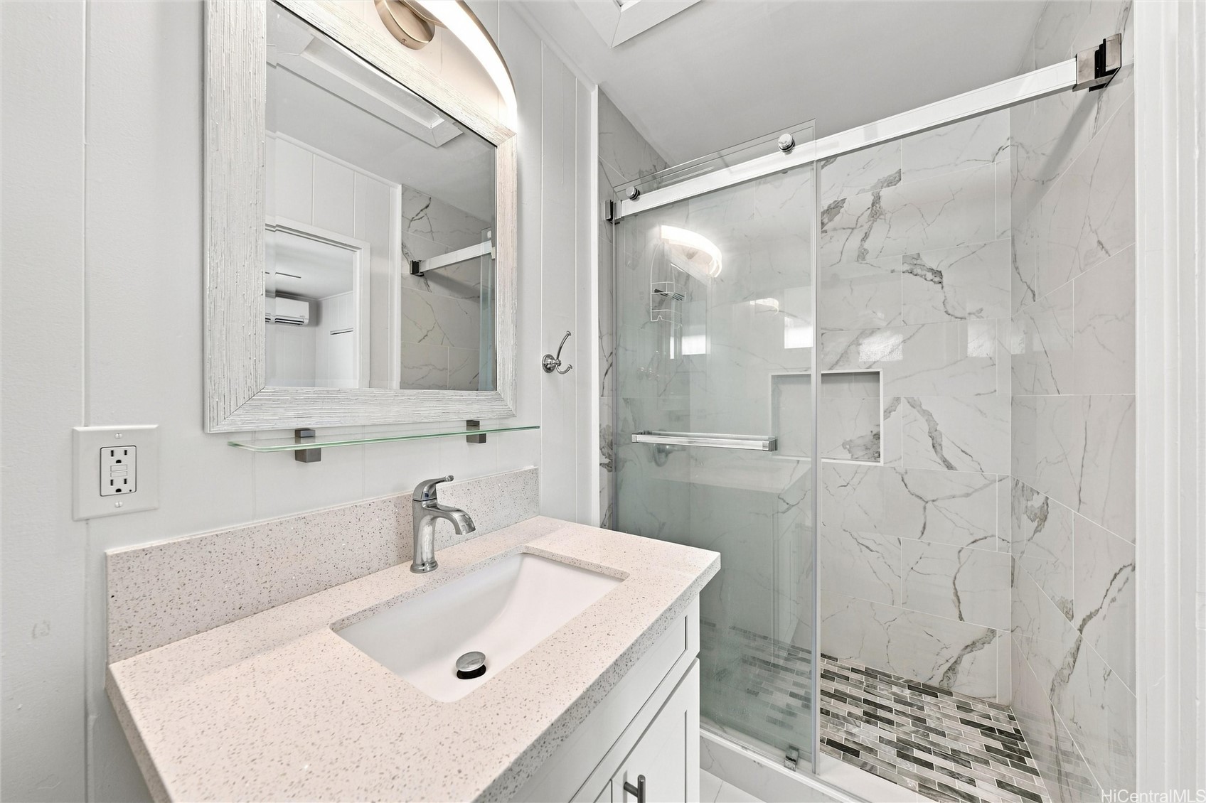 231 Naone Street Property Photo 12