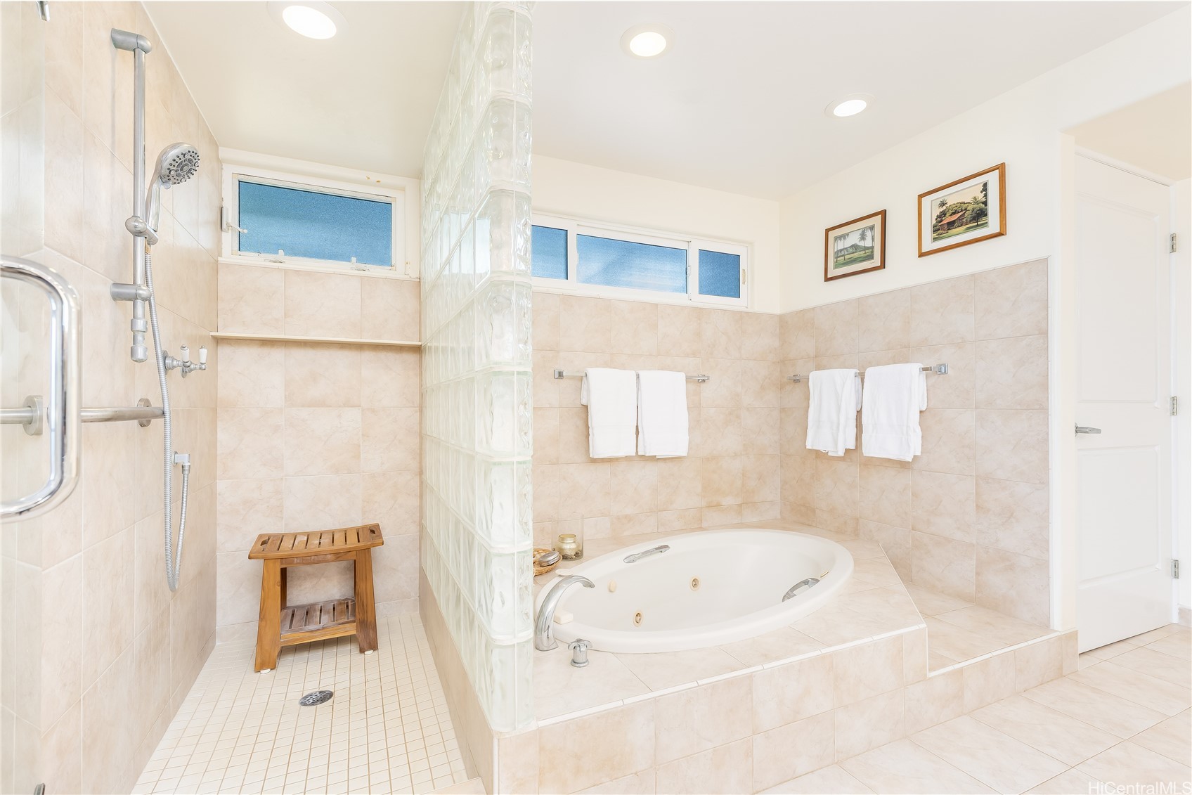 2356 Aha Maka Way Property Photo 13