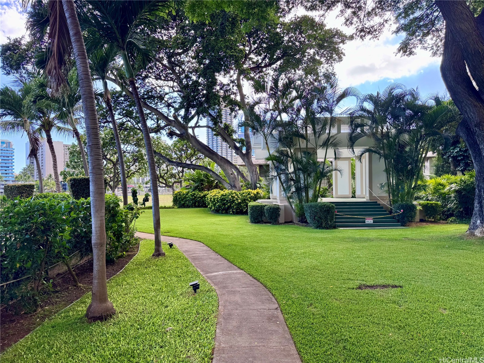 2333 Kapiolani Boulevard 2601 Property Photo 3