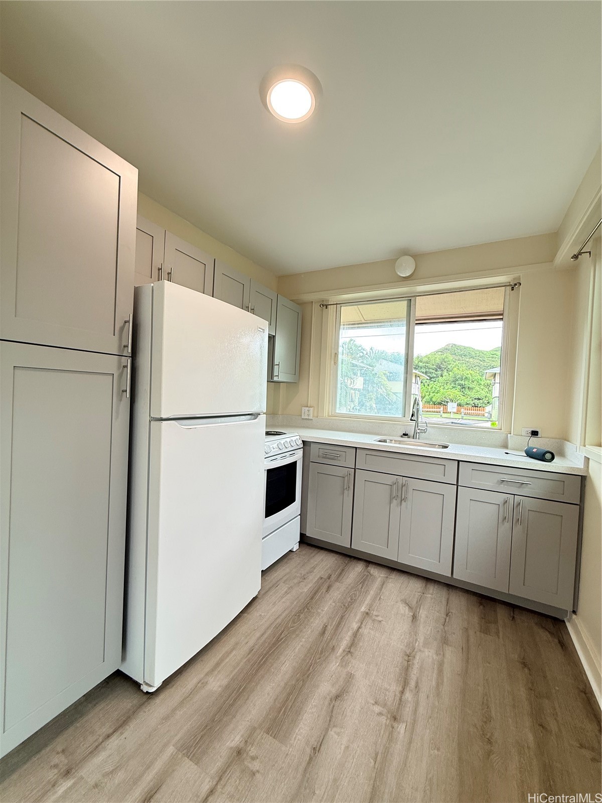 726 Kihapai Place Property Photo 6