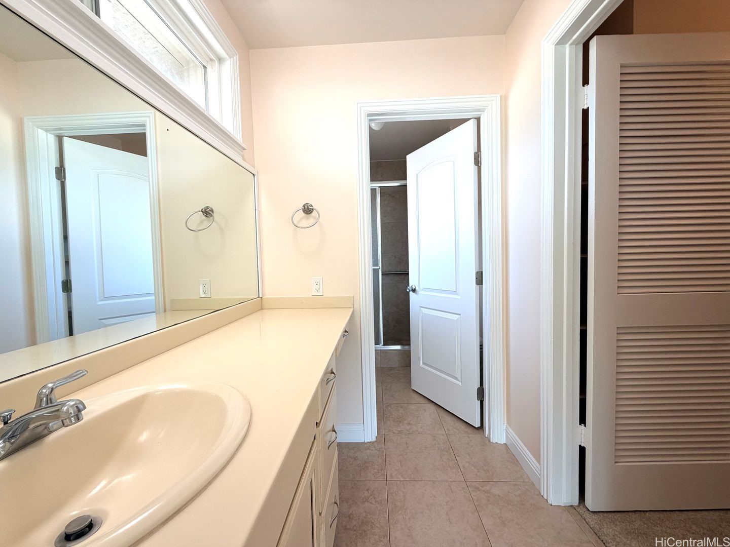 744 Kalanipuu Street Property Photo 13