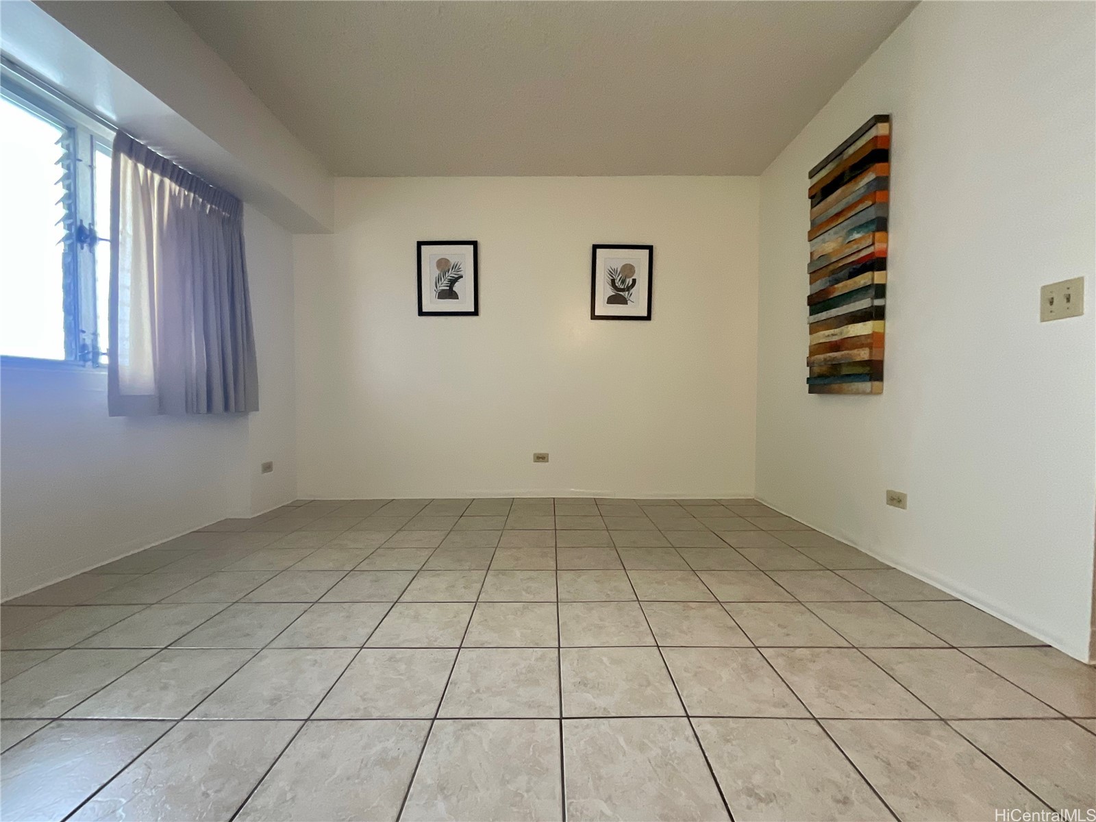 1516 Ward Avenue 701 Property Photo 8