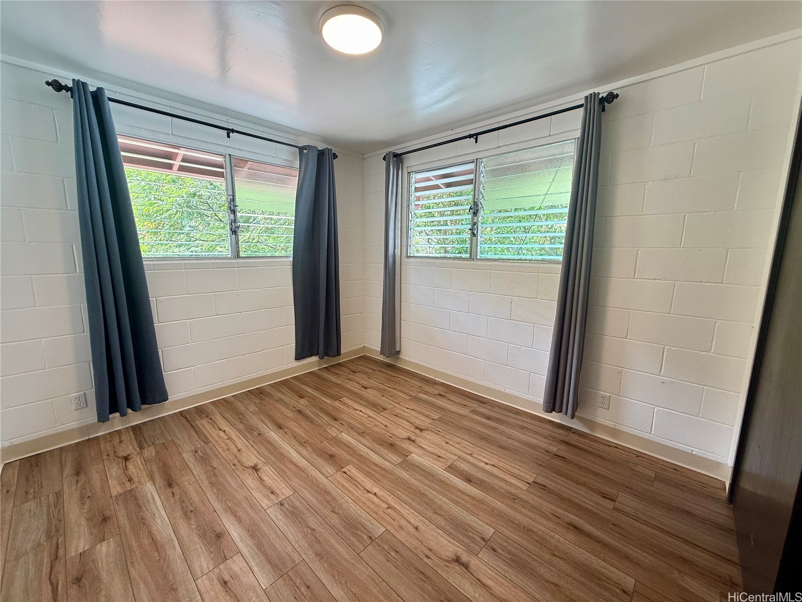 2826 Booth Road Upper Property Photo 15