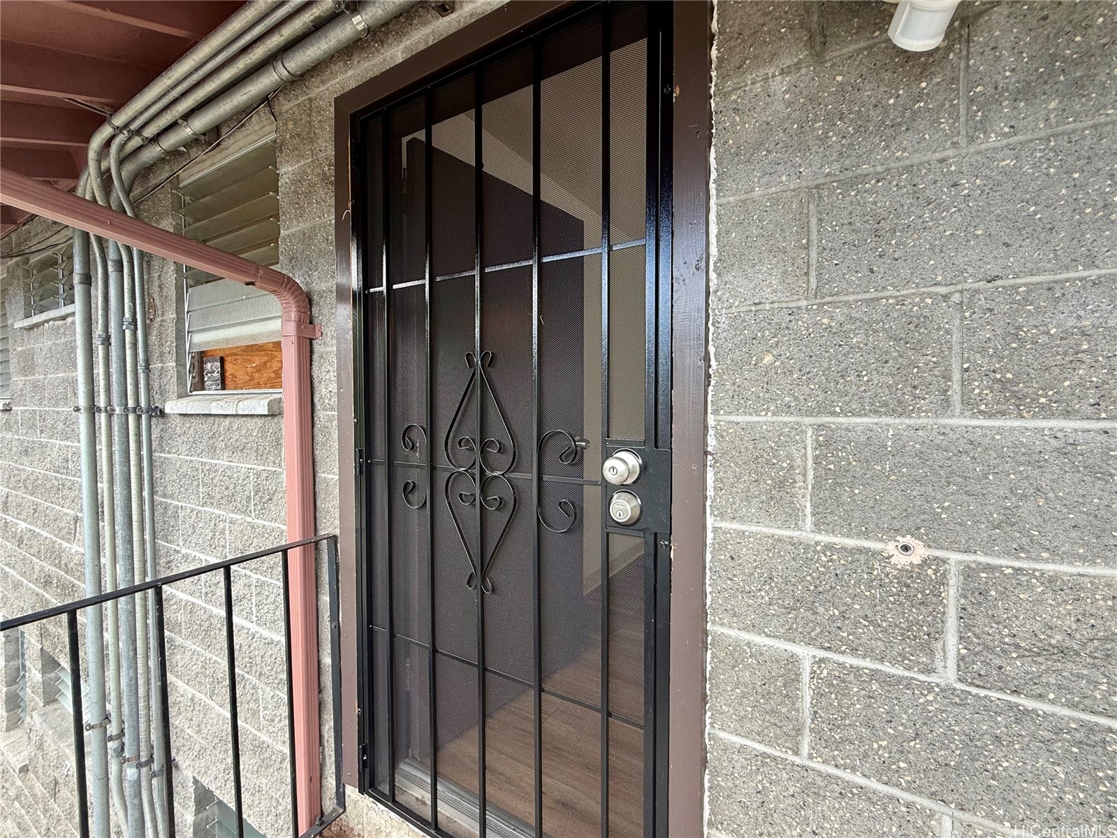 2826 Booth Road Upper Property Photo 18