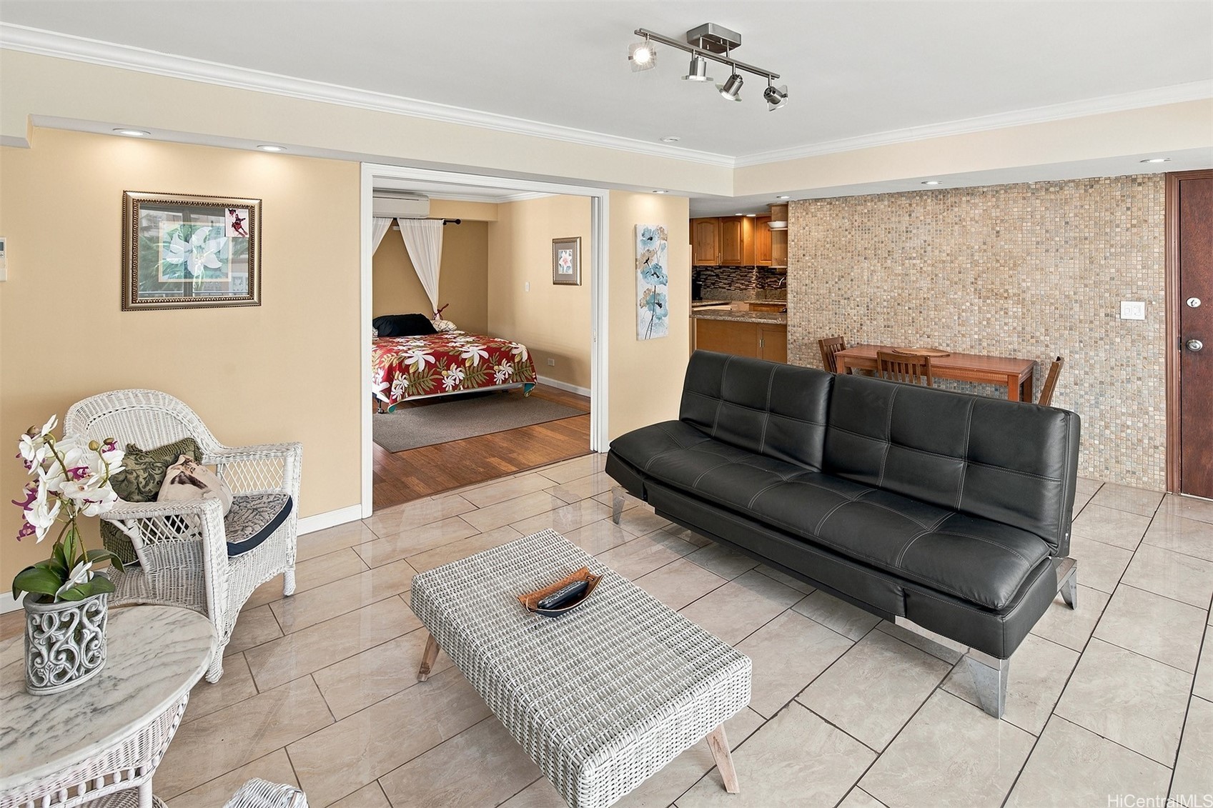 1804 Ala Moana Boulevard 6b Property Photo 4