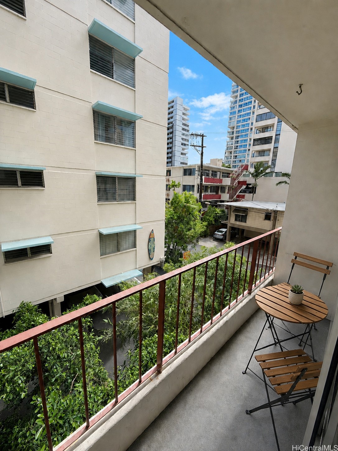 222 Kaiulani Avenue 306 Property Photo 10