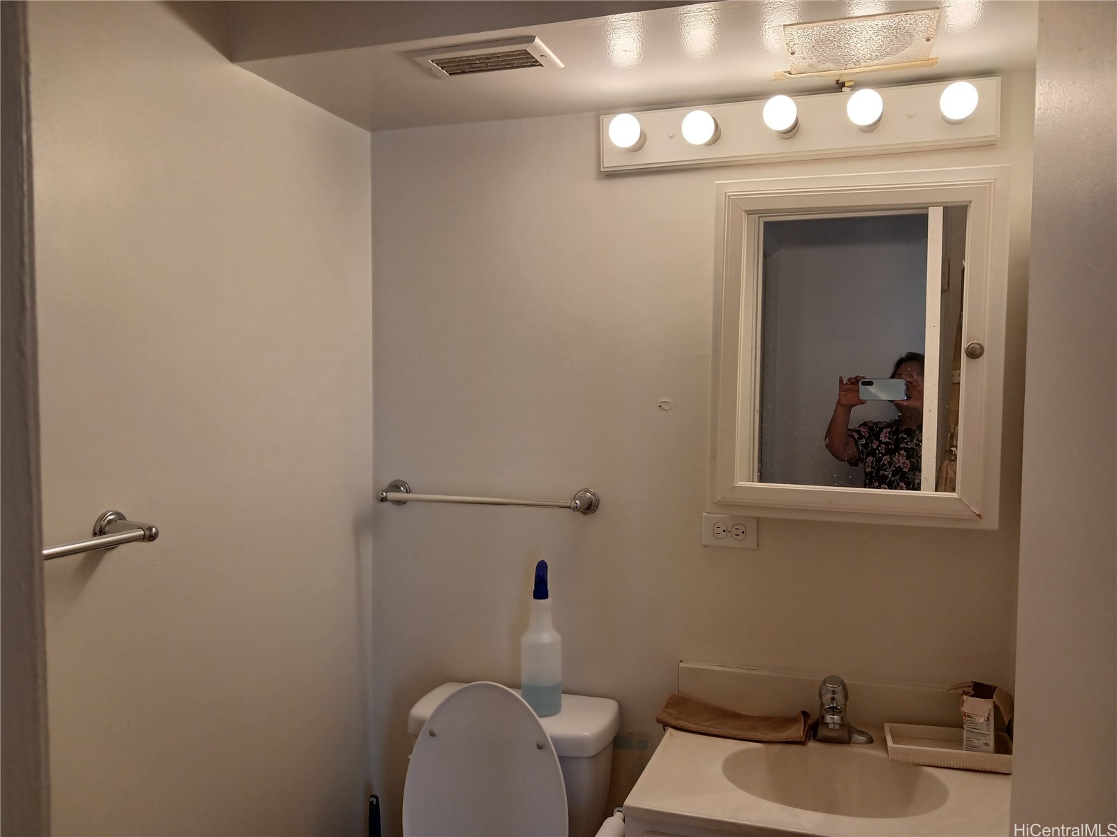 2440 Date Street 902 Property Photo 12