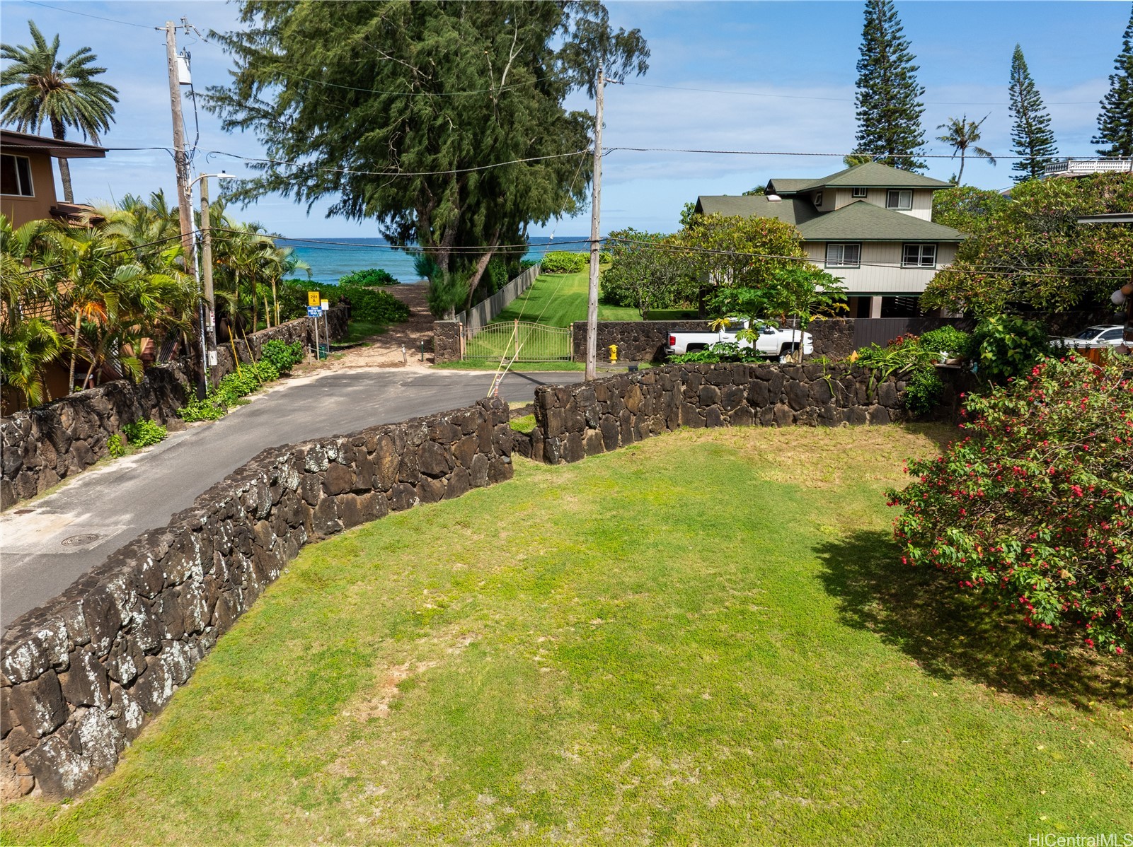 59-036 Holawa Street Property Photo 4