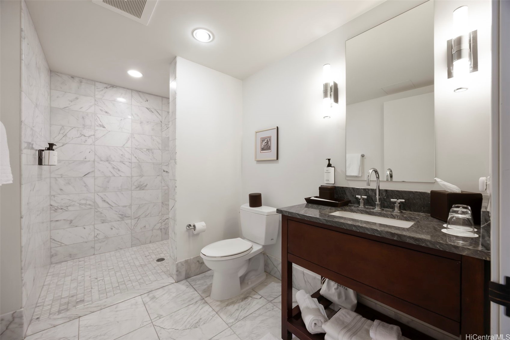 223 Saratoga Road 2508 Property Photo 17