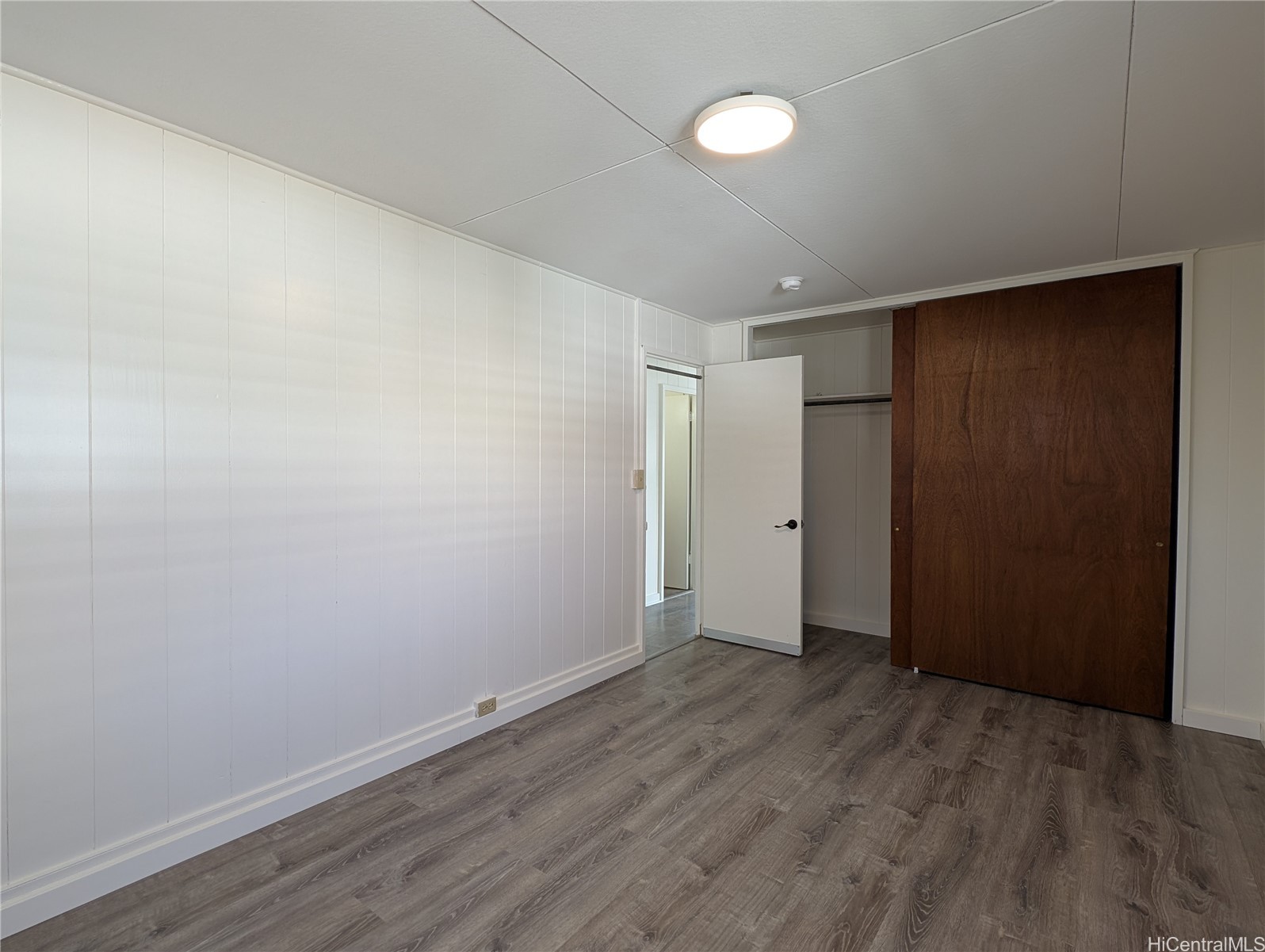 1267 Rycroft Street Property Photo 6